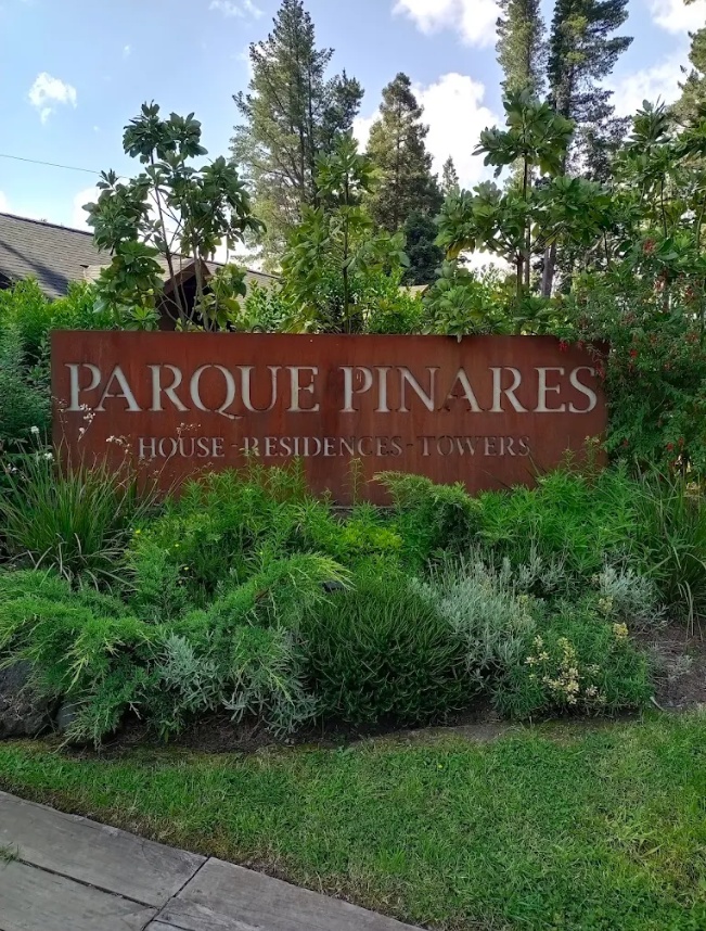 VENTA - Townhouse en Condominio Parque Pinares - Pucón